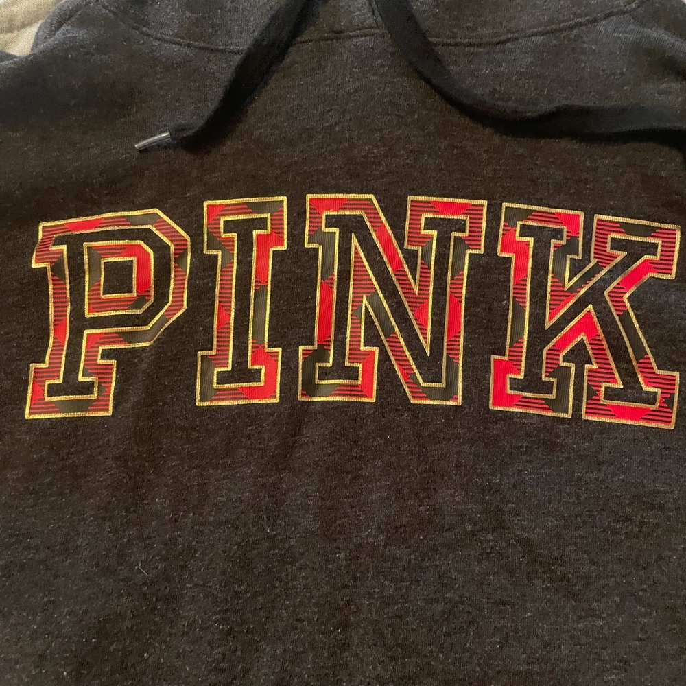 VS pink hoodie